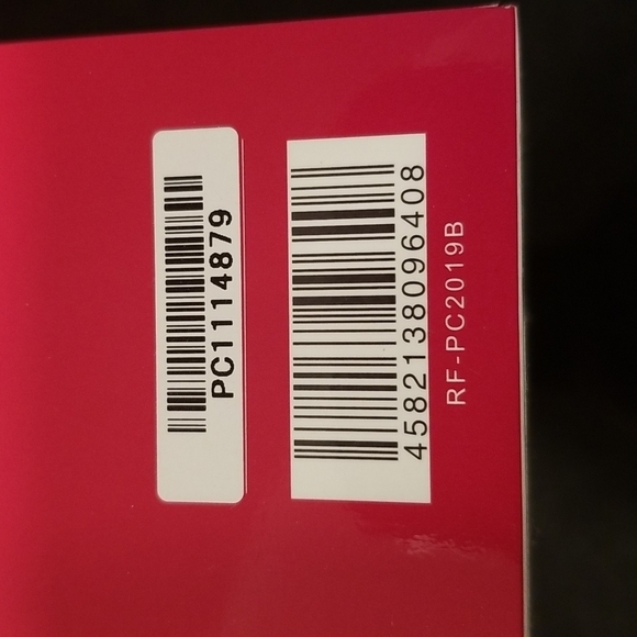 💕REFA💕 ReFa Carat Ray ~ New in Box Tighten Tone Roller Face Body - Picture 11 of 16